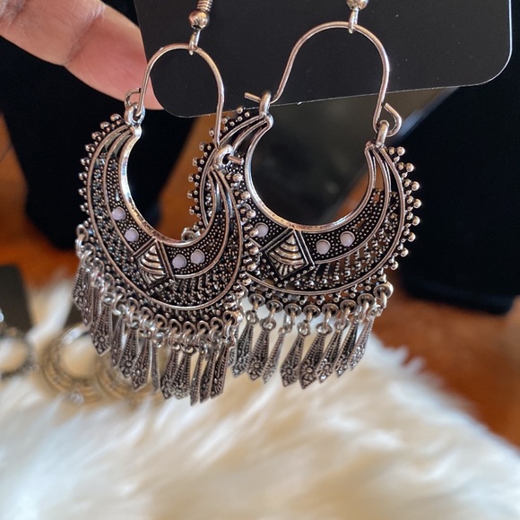 Everything must go sale - Picture 7 of 11